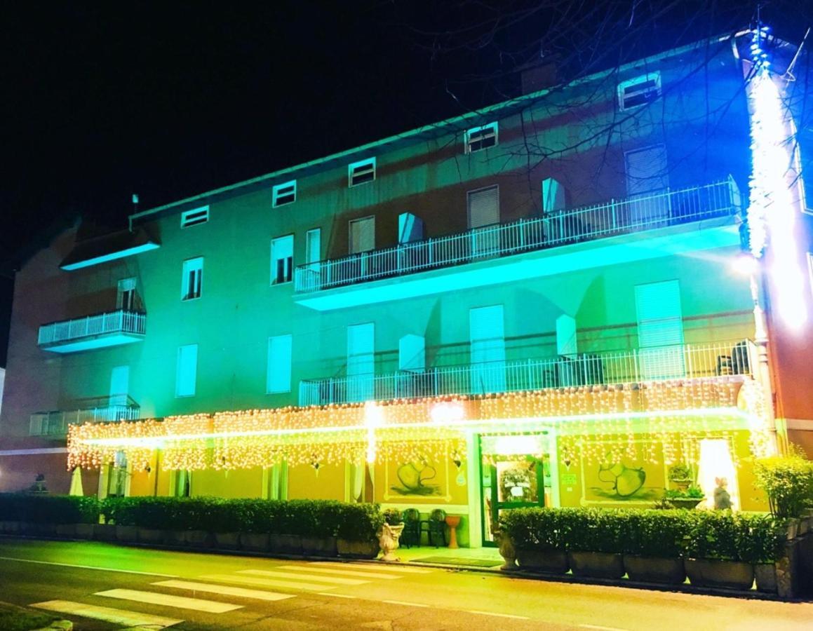 Hotel Elvira Fiuggi Εξωτερικό φωτογραφία