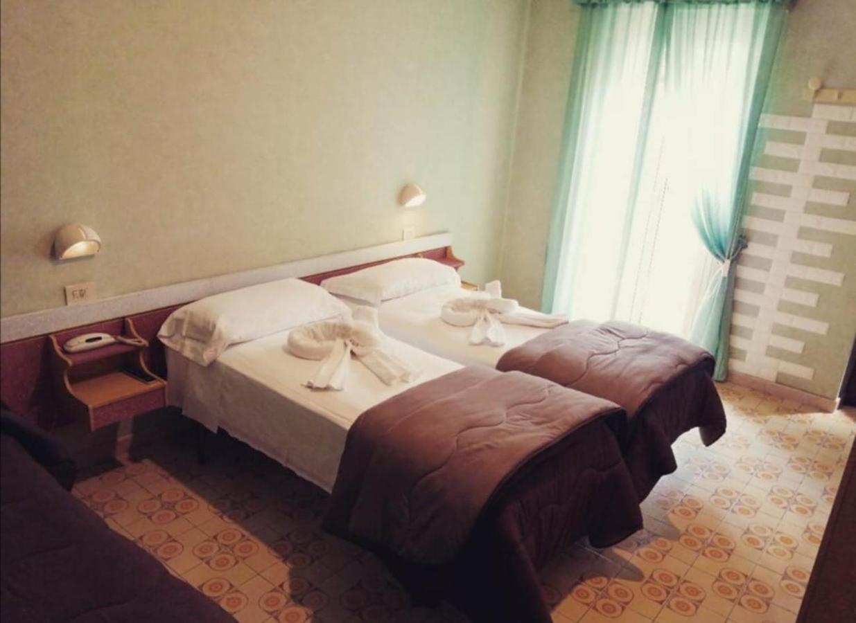 Hotel Elvira Fiuggi Εξωτερικό φωτογραφία