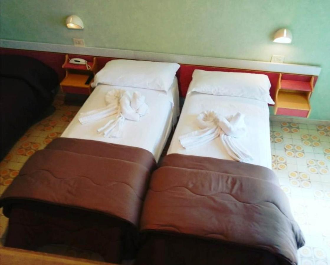 Hotel Elvira Fiuggi Εξωτερικό φωτογραφία