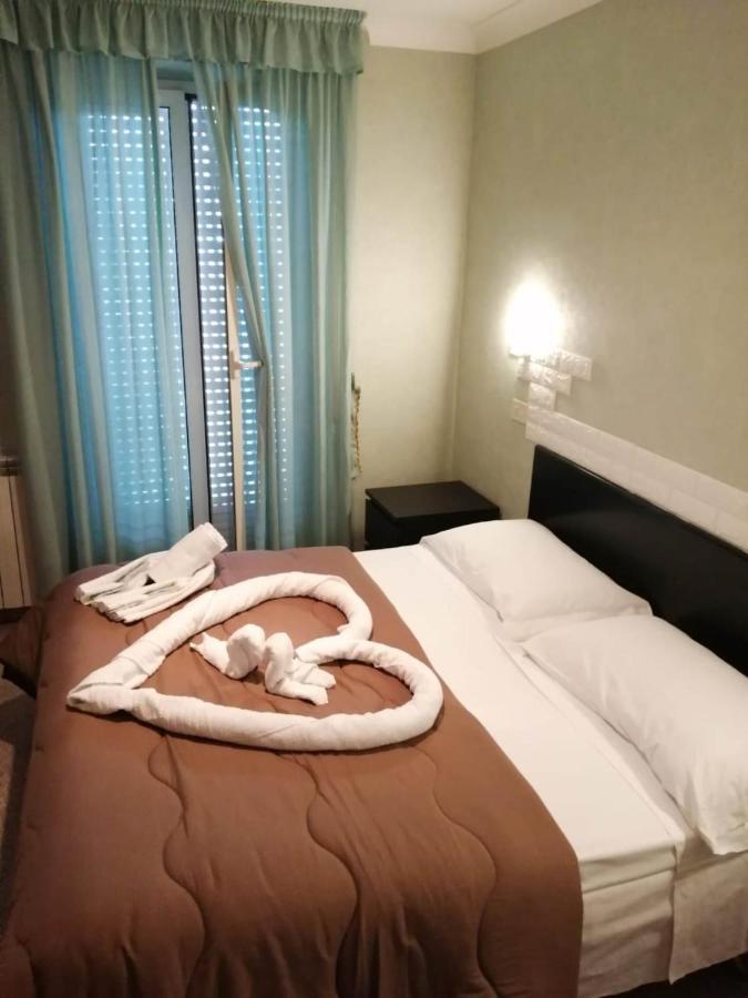 Hotel Elvira Fiuggi Εξωτερικό φωτογραφία